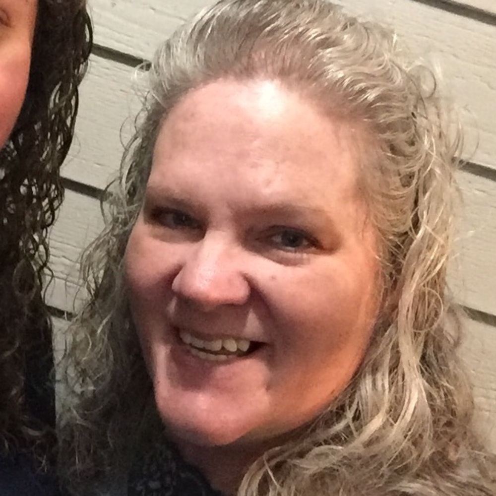 Meet your Posher, Alicia